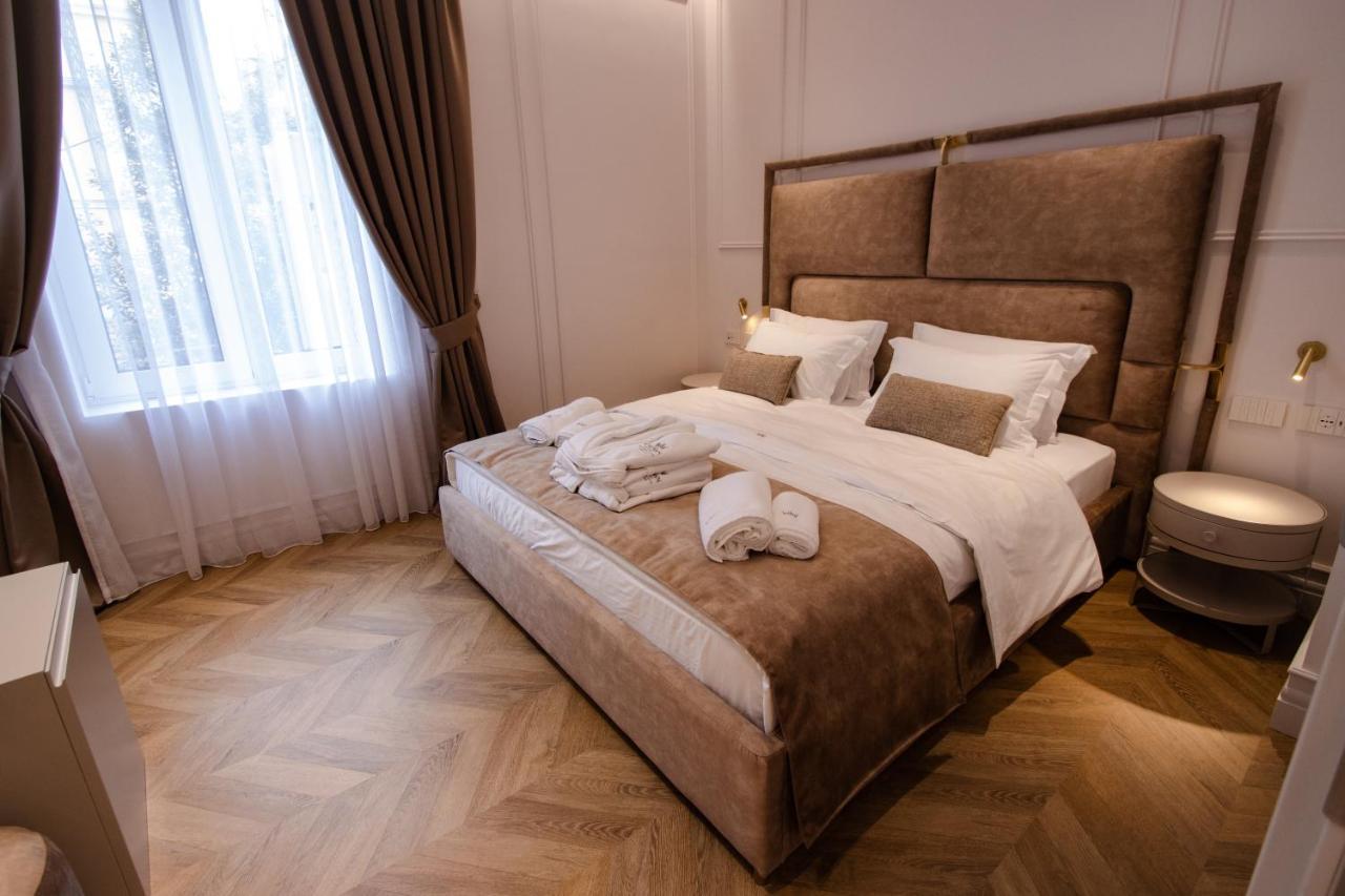 The Crown Boutique Hotel & Spa Тирана Екстериор снимка